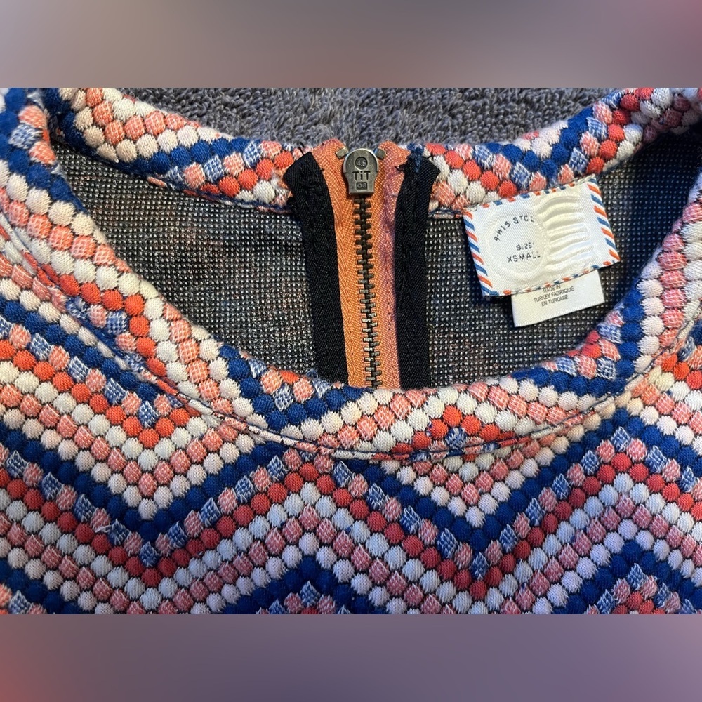 Anthropologie Pink and Blue Chevron Knit Tank - Picture 4 of 6